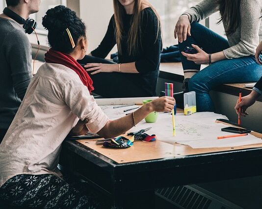Czy studenci mają wolne 14 października?